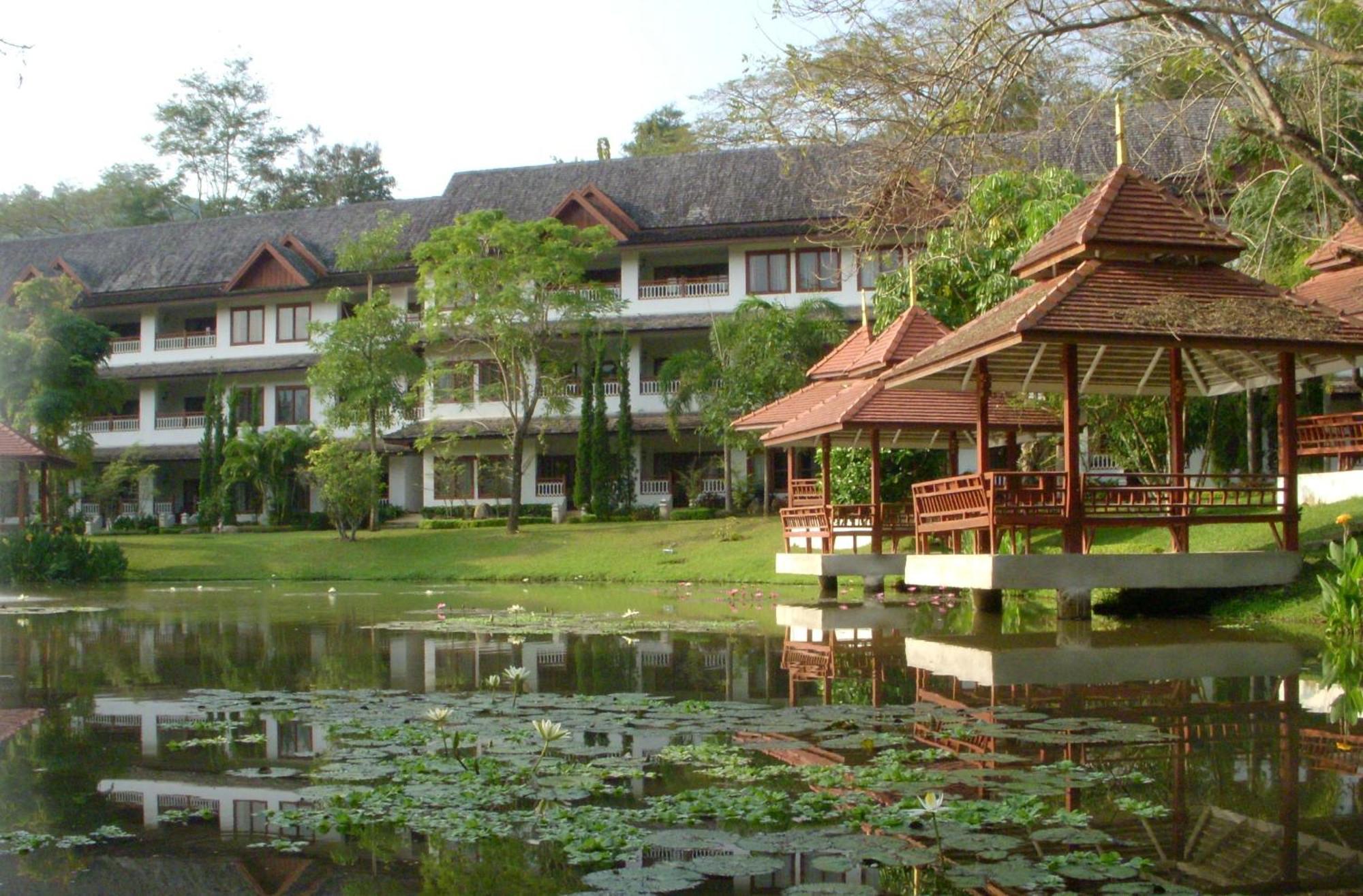 Suan Bua Hotel & Resort Ban Pong  Extérieur photo