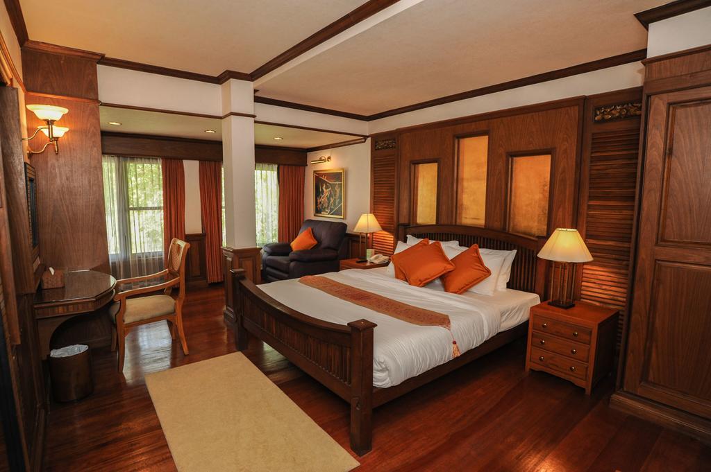Suan Bua Hotel & Resort Ban Pong  Extérieur photo
