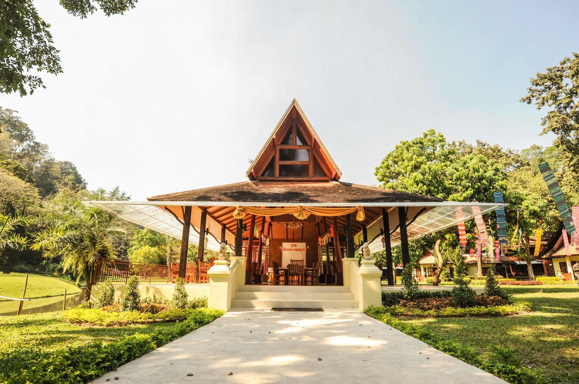 Suan Bua Hotel & Resort Ban Pong  Extérieur photo